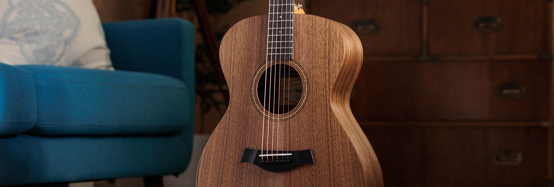 taylor-features-top-woods-walnut